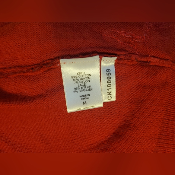 New York & Company red floral button up top - Picture 6 of 9